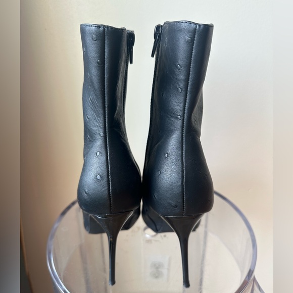 Black pointy toe boots - Picture 5 of 7